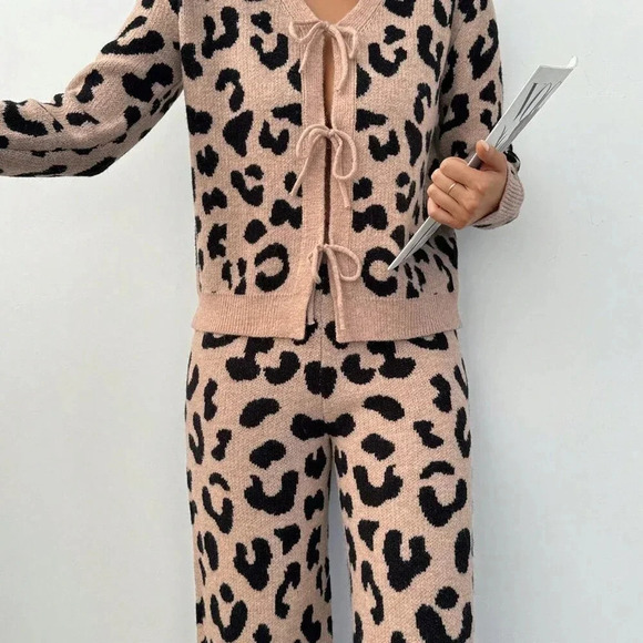 Multicolor Casual Women's Leopard Print Loose 2-Piece Set - Picture 5 of 7